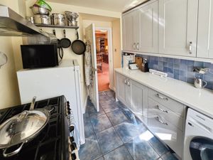 Kitchen- click for photo gallery